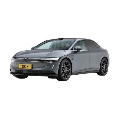 Bom preço. 2024 Zeekr 007 Pure Electricity 2WD 4WD 422hp 646hp Carro com bateria ácida sem manutenção e pneus 255/40 R20 on-line