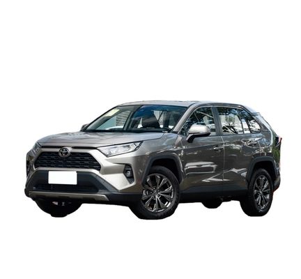 Bom preço. Assentos de couro To-yota RAV-4 AWD Versões a gasolina e híbridas 0km Carro usado com sistema de direção elétrica on-line