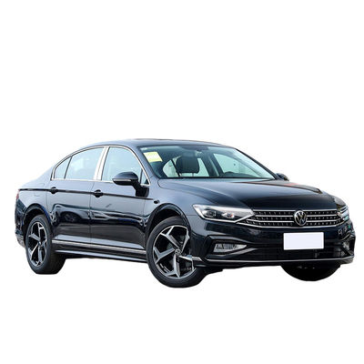 Bom preço. Sistema de direção elétrica 4 portas 5 lugares Limousine 210 km/h Automóvel usado a gasolina Volkswagen Magotan 280TSI Tipo líder FWD on-line