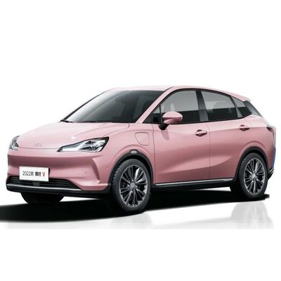 Bom preço. 121 Velocidade máxima Neta V 5 lugares Carro SUV elétrico puro e compacto com bateria de ferro de lítio Perfeito on-line