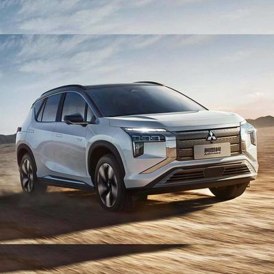 Bom preço. 520 km de autonomia Mitsubishi AIRTREK Carro elétrico chinês 4 Carro de quatro rodas Veículo comprimento x largura x altura mm 4630*1920*1728 on-line