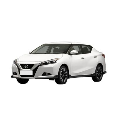 Bom preço. Benzina Mão Esquerda Dongfeng Nissan LANNIA 185 Alta Velocidade 4 portas 5 lugares Hatchback Carro Usado on-line