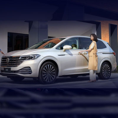 Bom preço. Veículo Viloran MPV 330TSI Veículo a gasolina de 7 lugares Veículo adulto com peso de 2150kg e potência máxima de 150-200PS on-line
